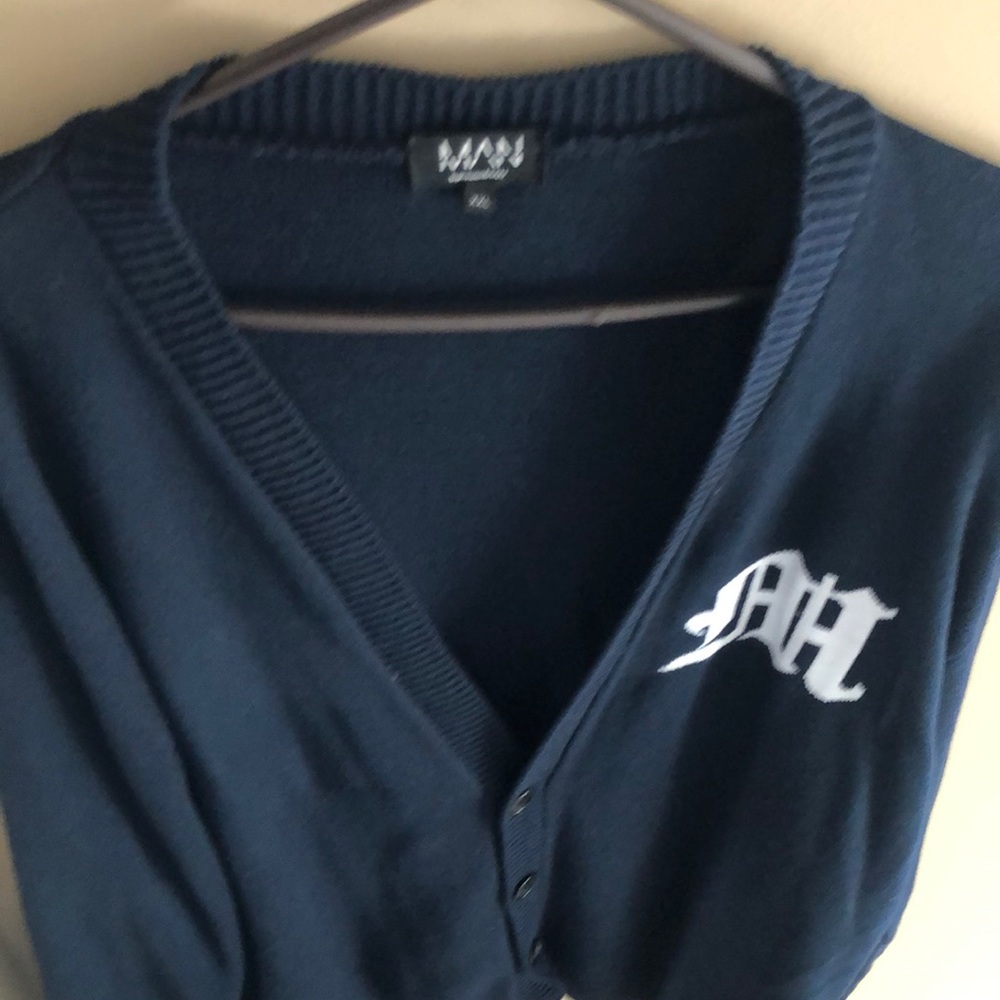 2xl MAN sweater button down blue